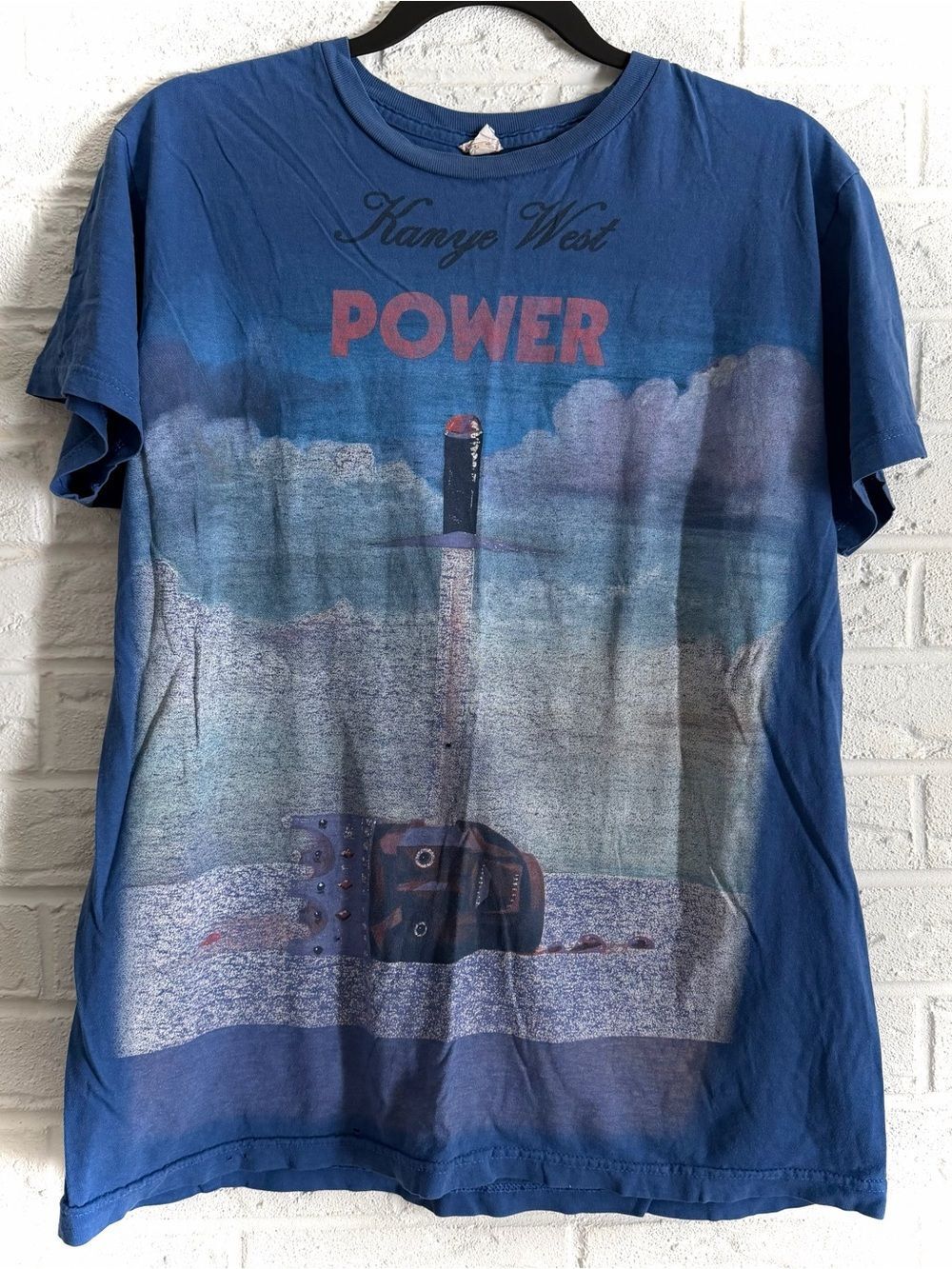 Vintage Kanye West Power Tower Twisted Fantasy T-Shirt Size Large